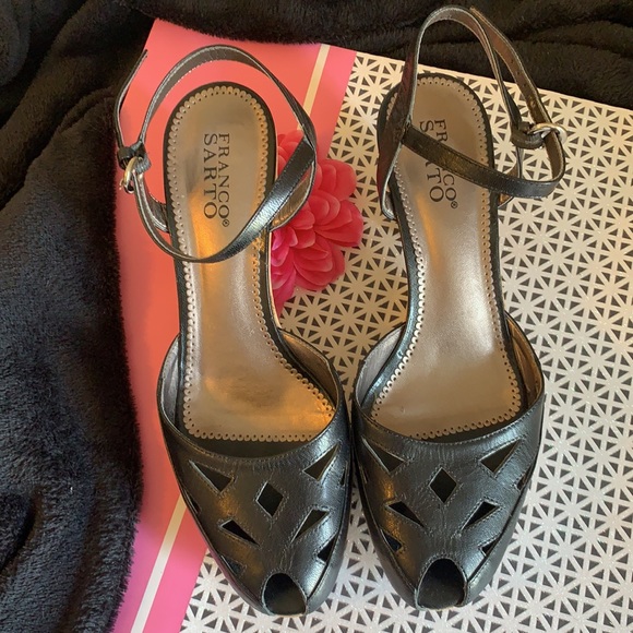 Franco Sarto open toe cork wedge heel - Picture 2 of 7